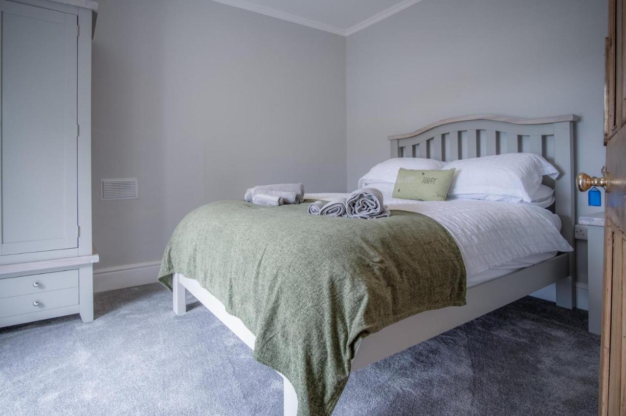 Pendeilo Villa - 5 Bedroom Holiday Home - Amroth Buitenkant foto